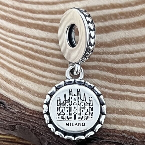 Pandora Milano Milan Cathedral Exclusive Dangle Charm - Picture 1 of 3
